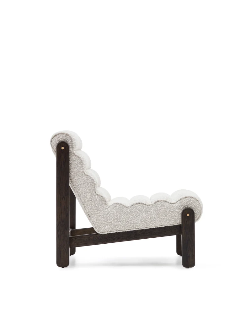 Magira armchair in white bouclé and solid oak wood with a dark finish