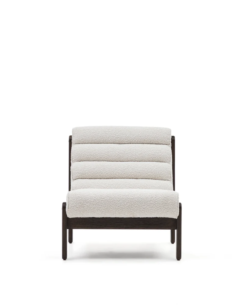 Magira armchair in white bouclé and solid oak wood with a dark finish