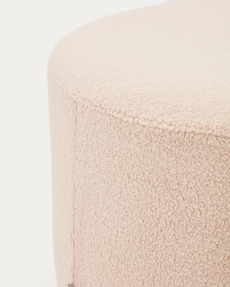 Kaeli footrest cover in pink bouclé Ø 120 cm