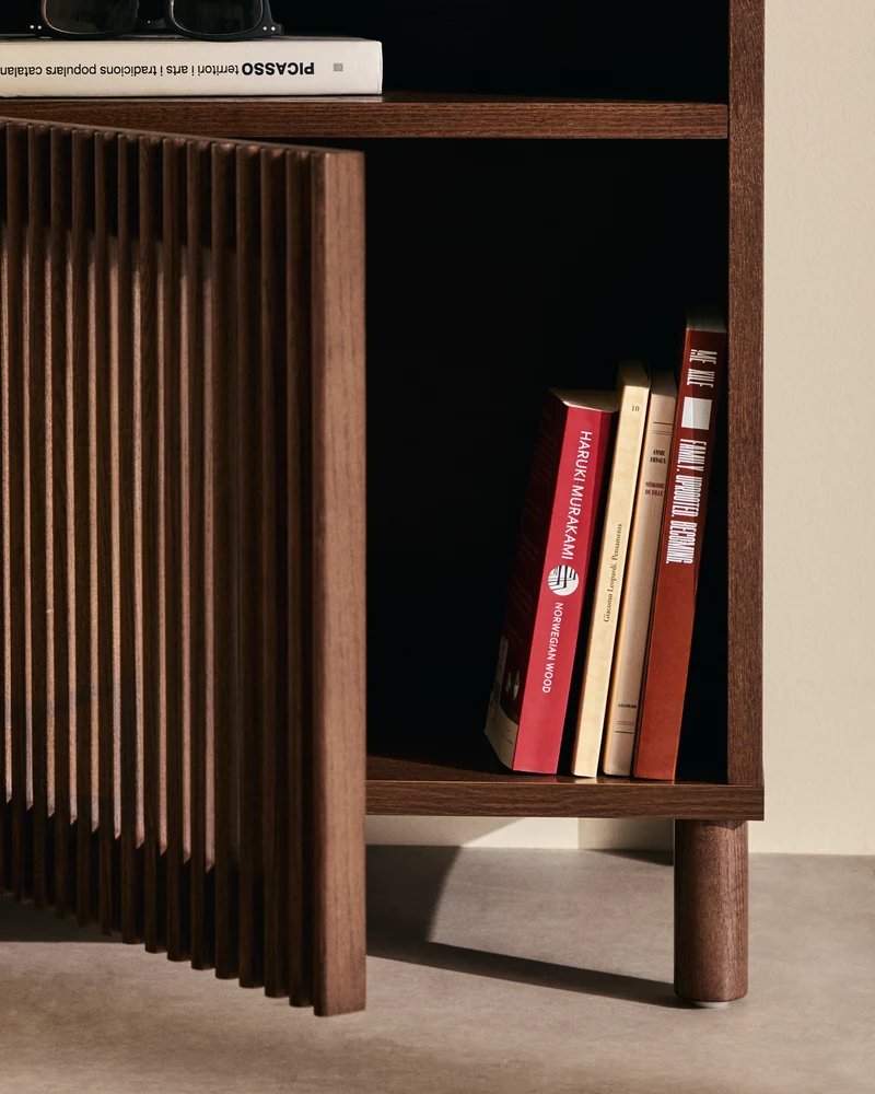 Beyla bedside table in ash veneer and solid ash wood with walnut finish 53 x 62.5cm FSC 100%