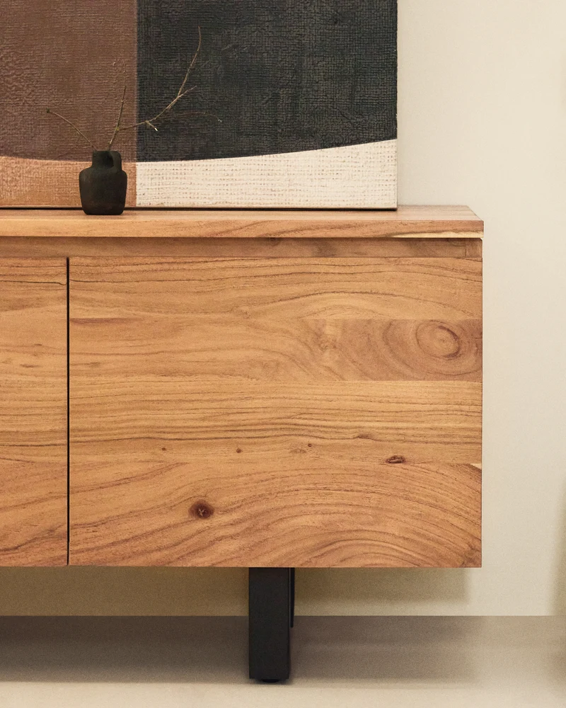 Uxue 4-door TV stand in solid acacia wood with bleached finish 200 x 58cm