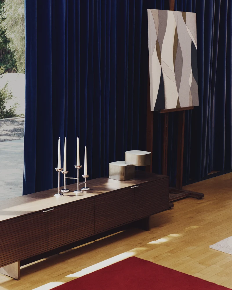 Norlen 4-door TV stand in walnut veneer FSC Mix Credit 200 x 46cm