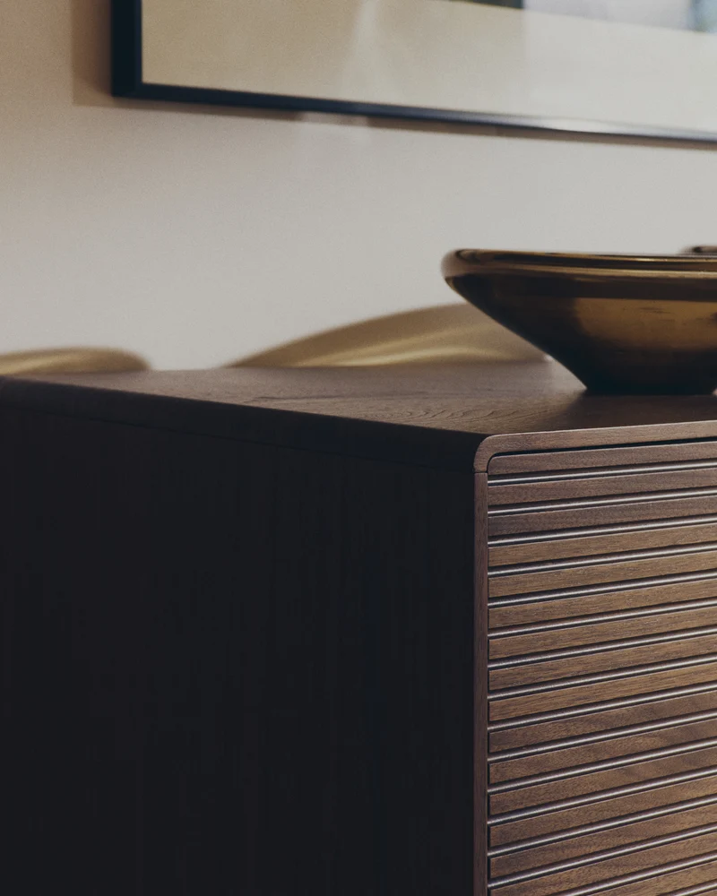 Norlen sideboard with 4 doors and 2 drawers in walnut veneer FSC Mix Credit 194,5 x 78cm