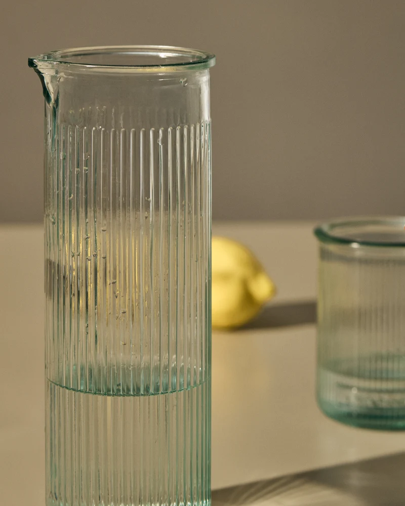 Milma glass jug