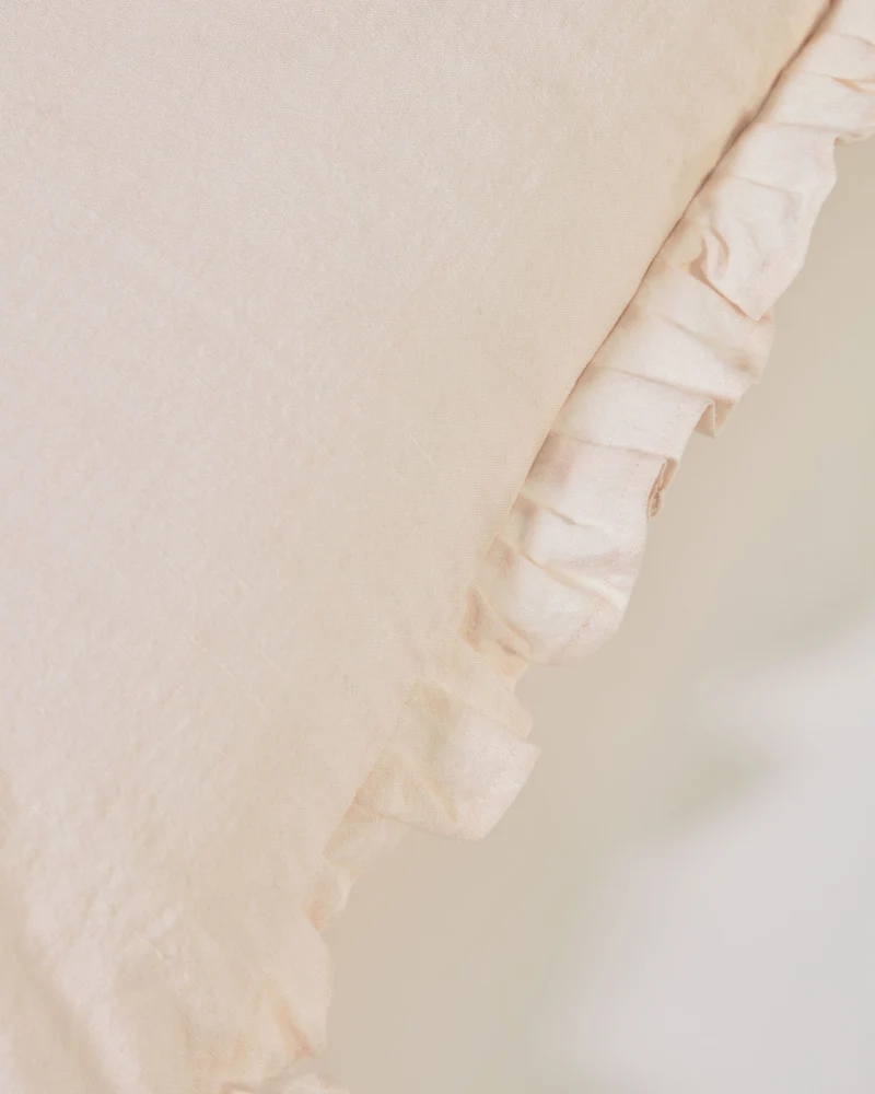 Nacha cotton and linen cushion cover in pink 45 x 45 cm