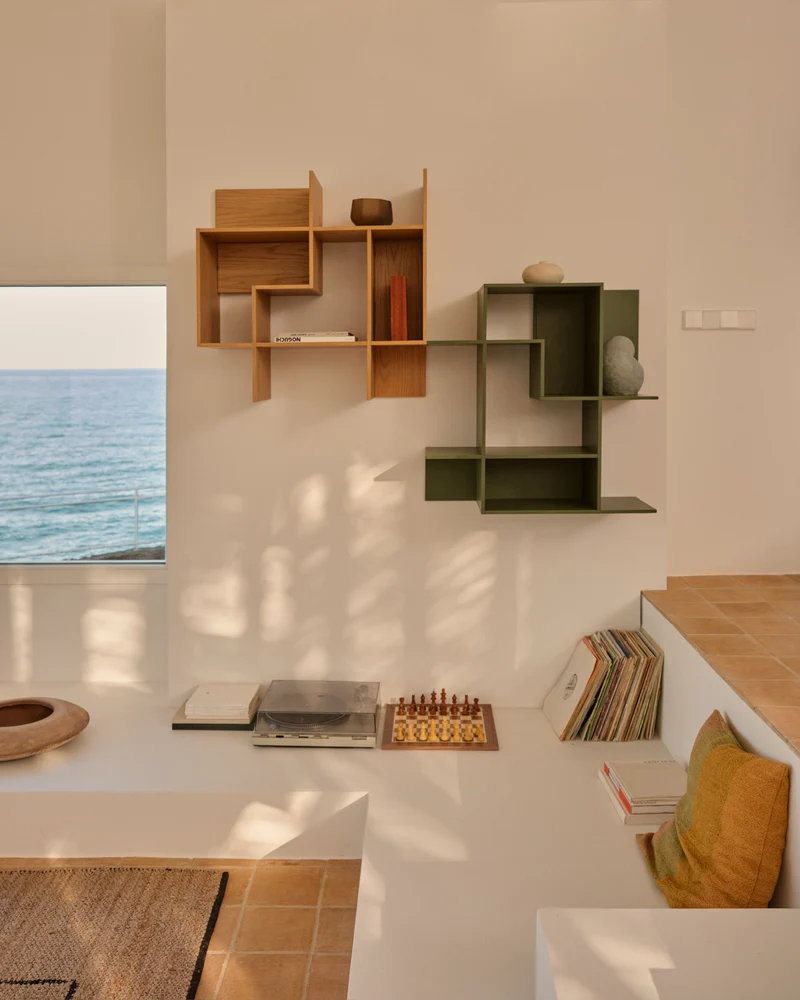 Ina modular shelving unit in green lacquered MDF 80 x 80cm FSC 100%