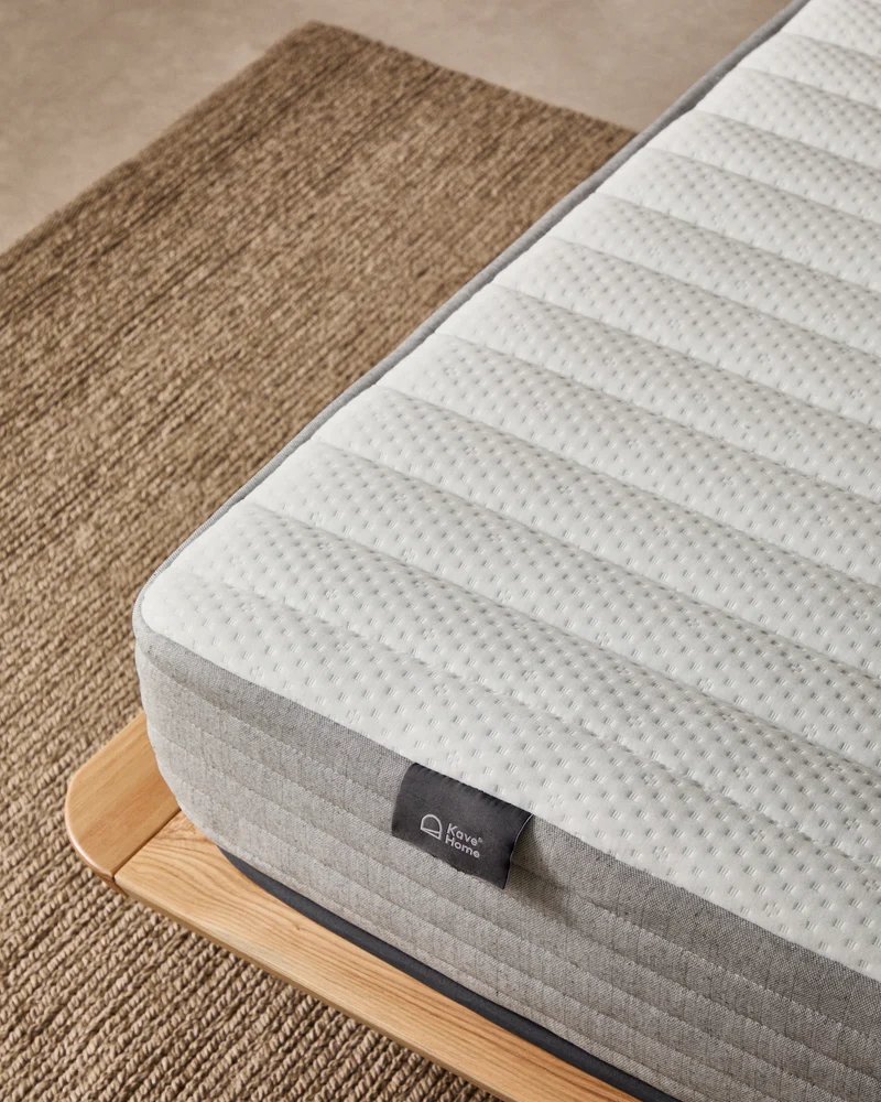 Juno mattress with pocket springs 140 x 190 cm