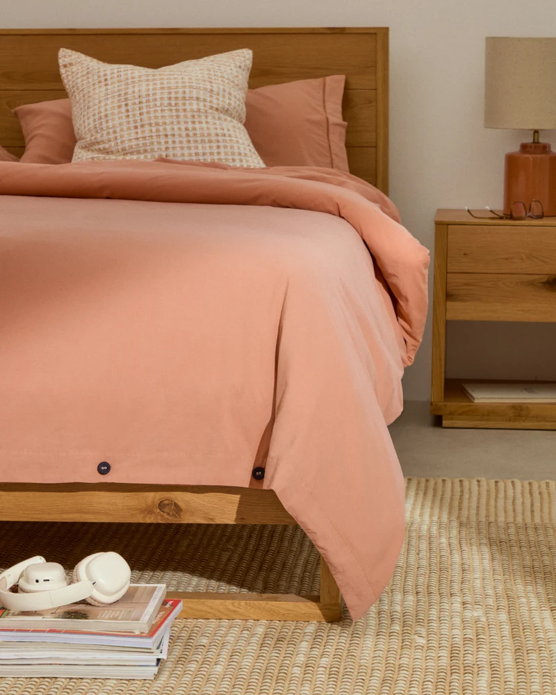 Alguema bed in oak veneer with natural finish for 180 x 200cm mattress