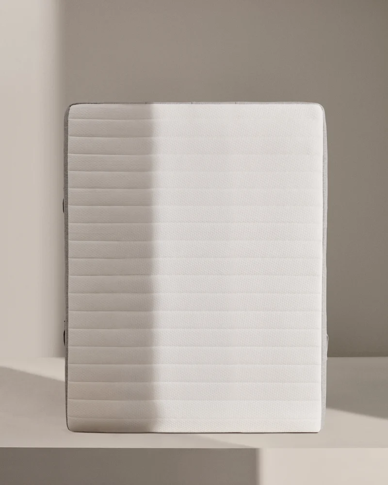 Juno mattress with pocket springs 135 x 190 cm