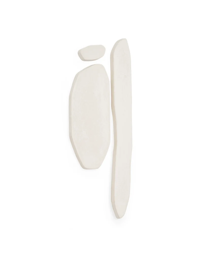Siluna set of 3 elongated wall panels in white papier-mâché