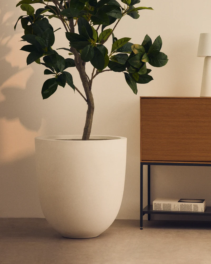 Aiguablava plant pot in white cement, Ø 56 cm