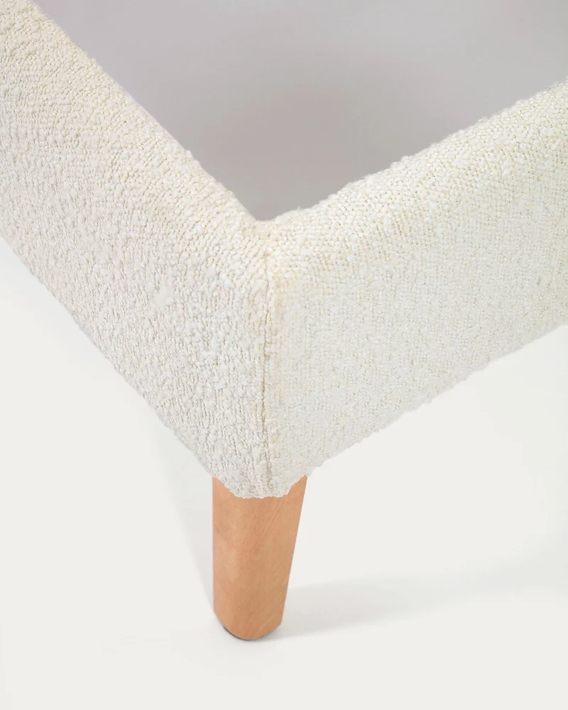 Dyla bed in white bouclé, with solid beech wood legs for a 160 x 200 cm mattress
