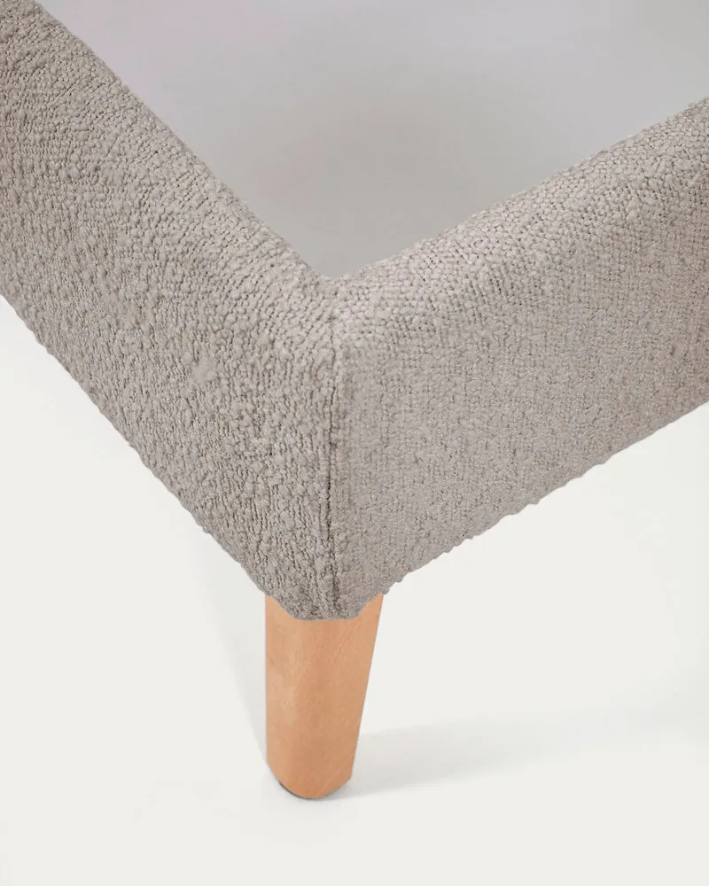 Dyla bed in light grey bouclé, with solid beech wood legs for a 160 x 200 cm mattress