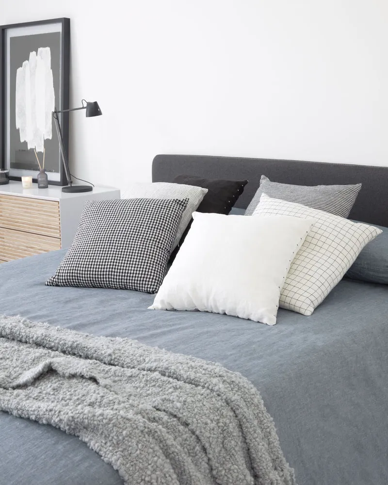 Dyla bed cover in black for a 160 x 200 cm mattress