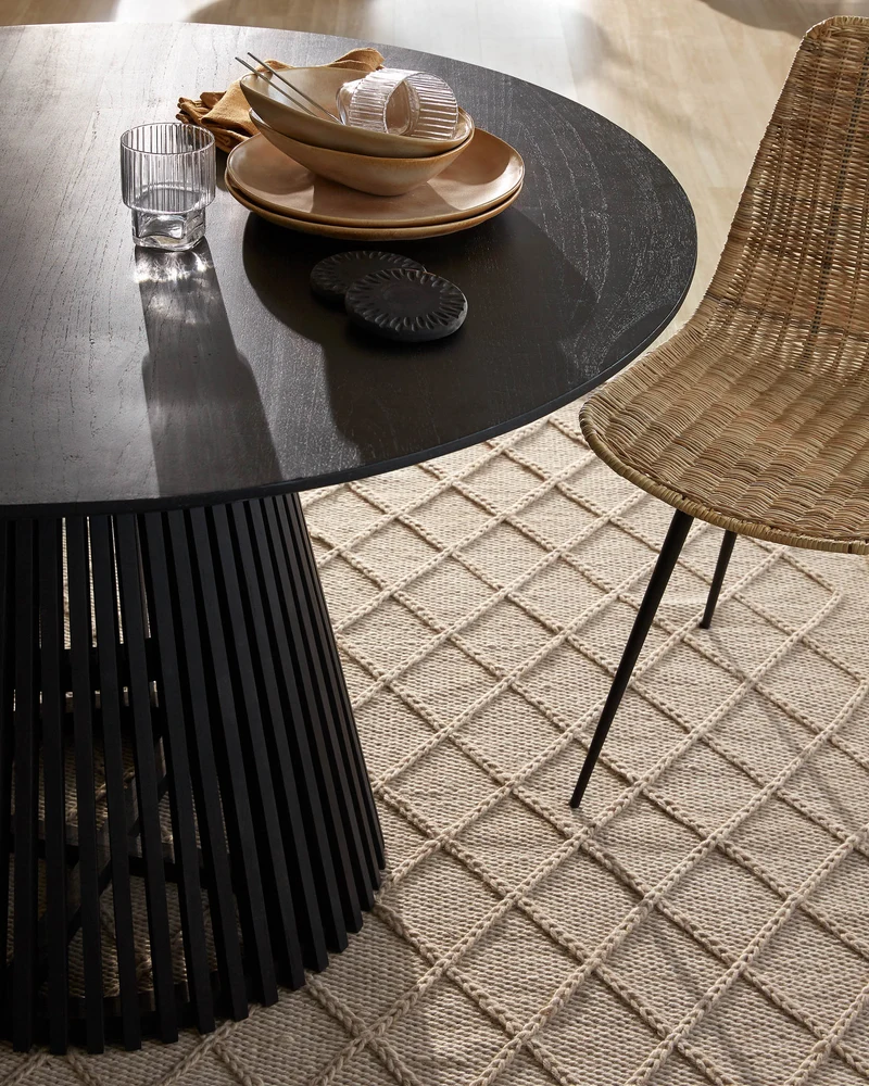 Jeanette Ø 120 cm black table