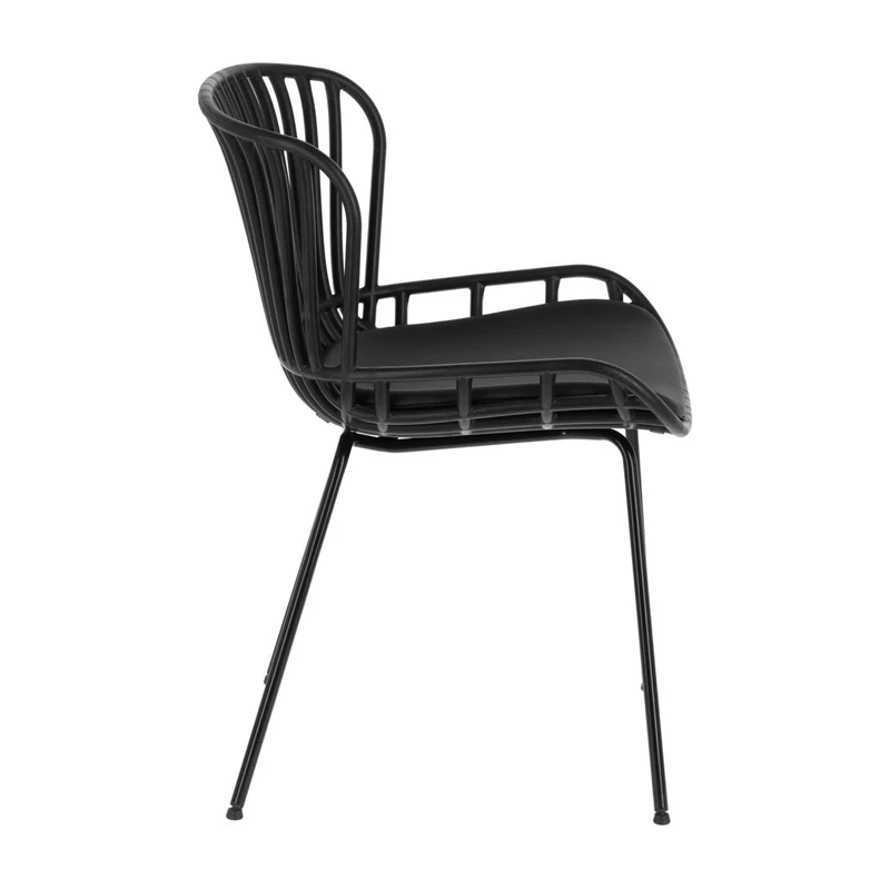 Surpik chair with steel legs in black finnish