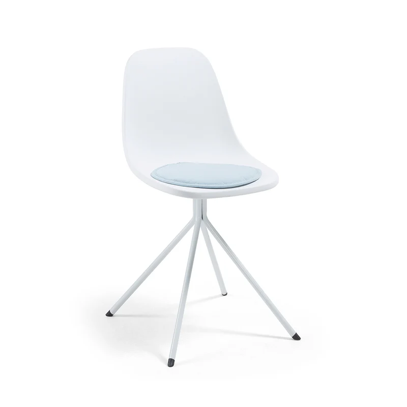 Silke cushion light blue
