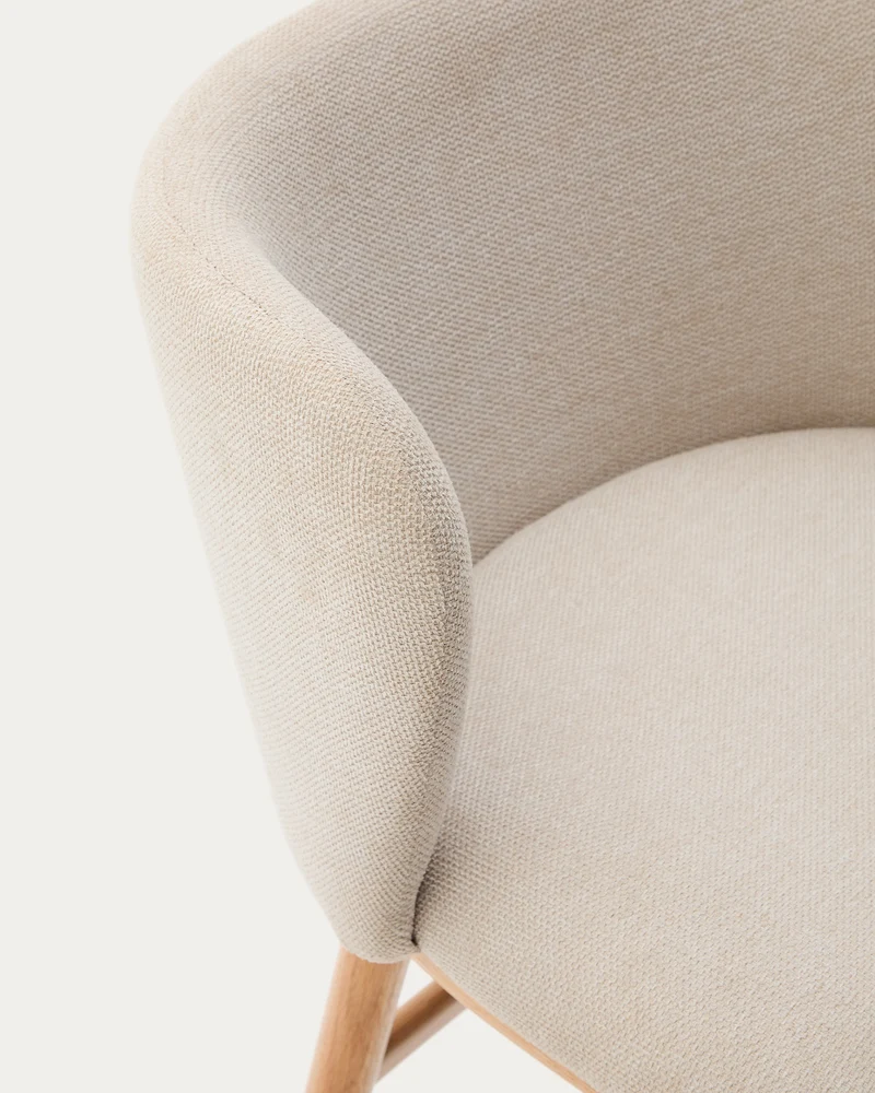 Ciselia stool beige chenille and natural legs 65 cm