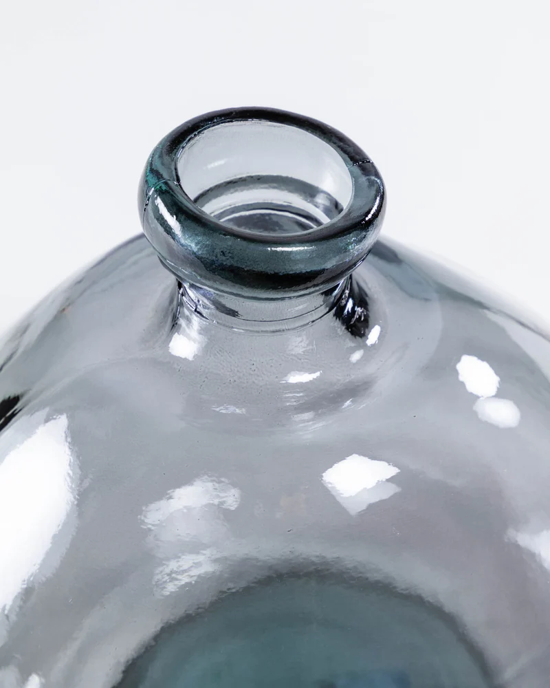 Brenna vase in 100% recycled blue glass, 33 cm
