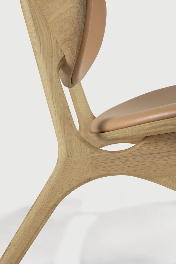 Eye Lounge Chair