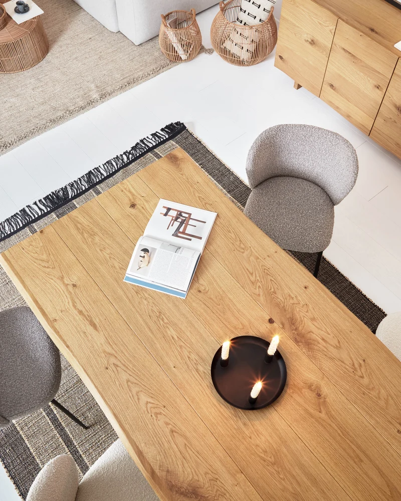 Lotty oak veneer table wit a natural finish and glass legs, 220 x 100 cm