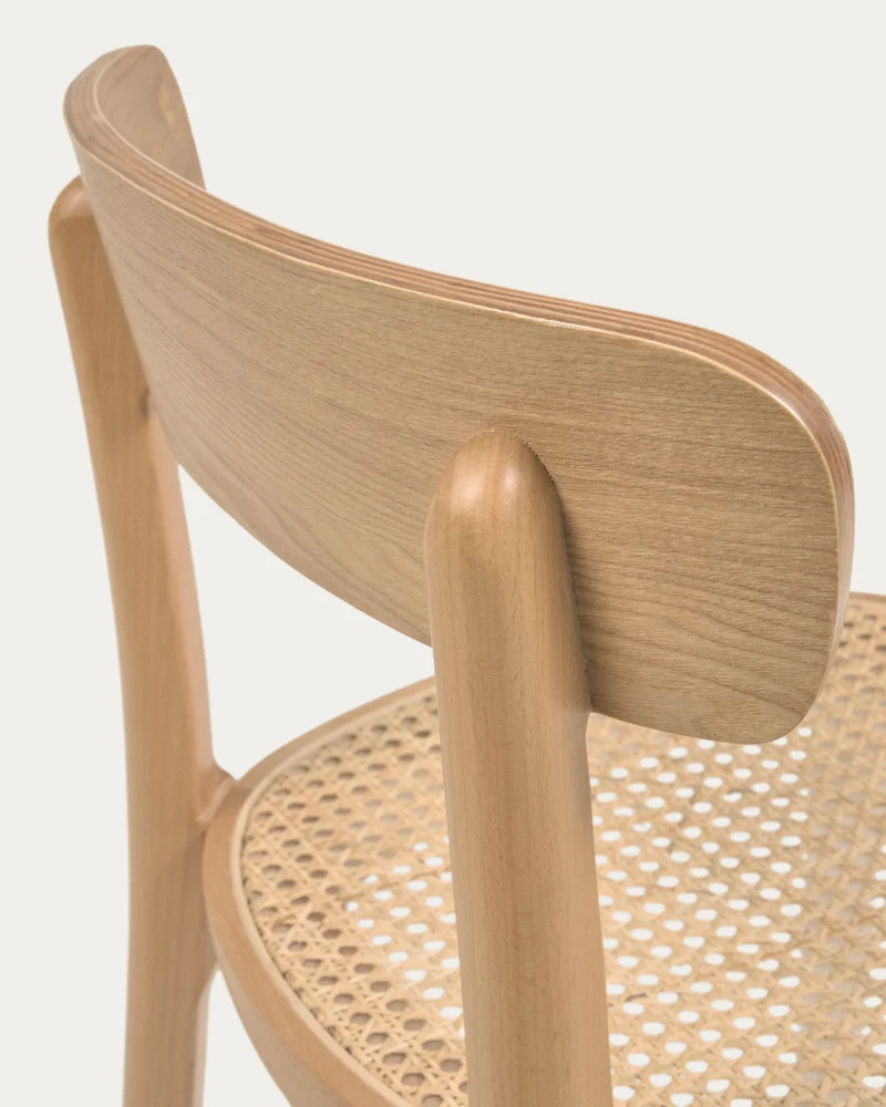 Romane chair in solid beech with natural finish, ash veneer and rattan