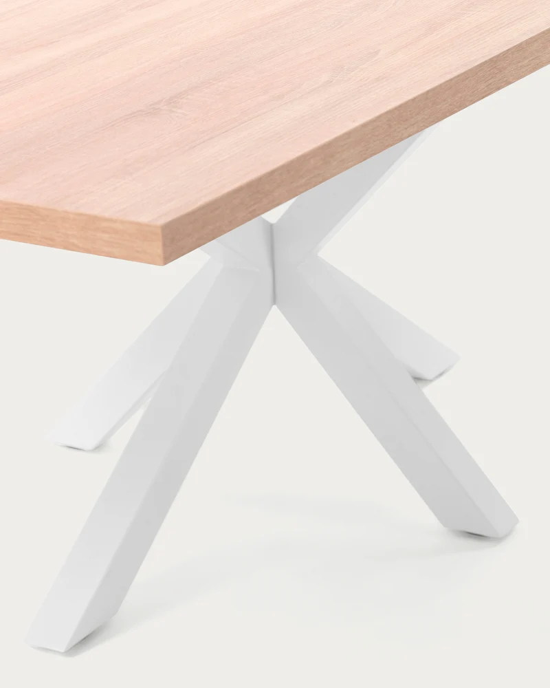 Argo table in melamine with natural finish and steel legs with white finish 160 x 100 cm