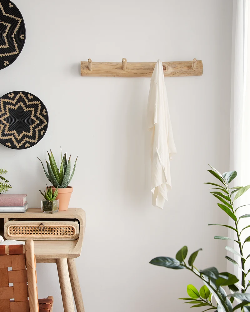 Gaillech coat rack