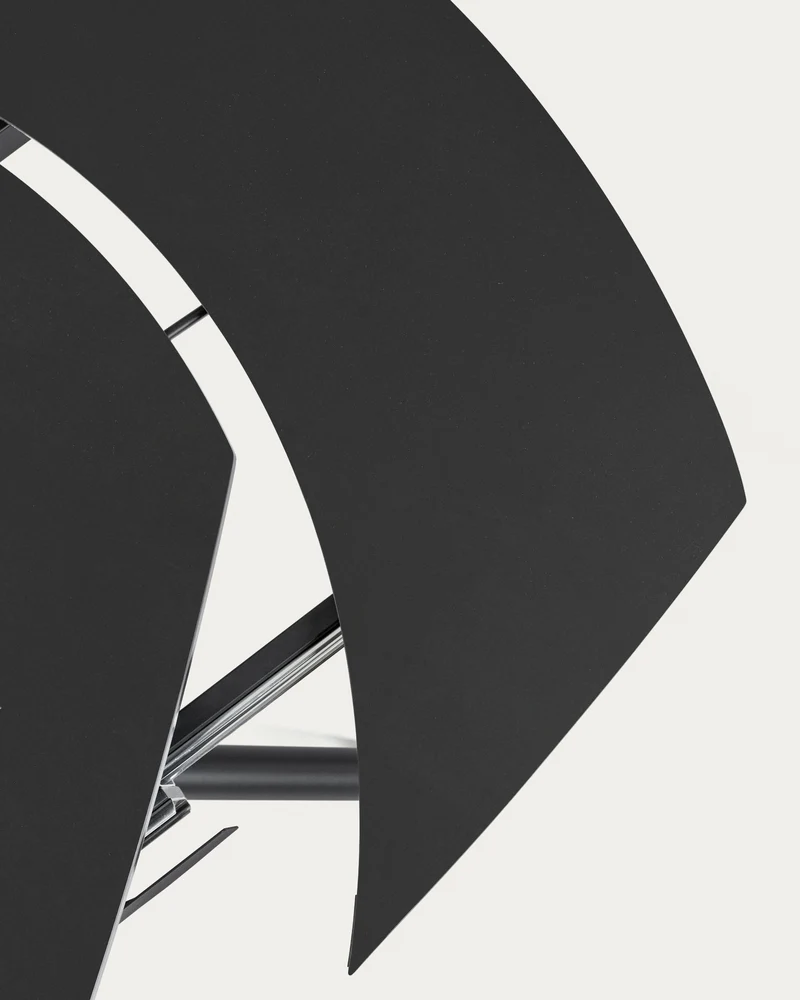Yodalia extendable table in tempered glass with steel legs in a black finish 130(190)x100 cm
