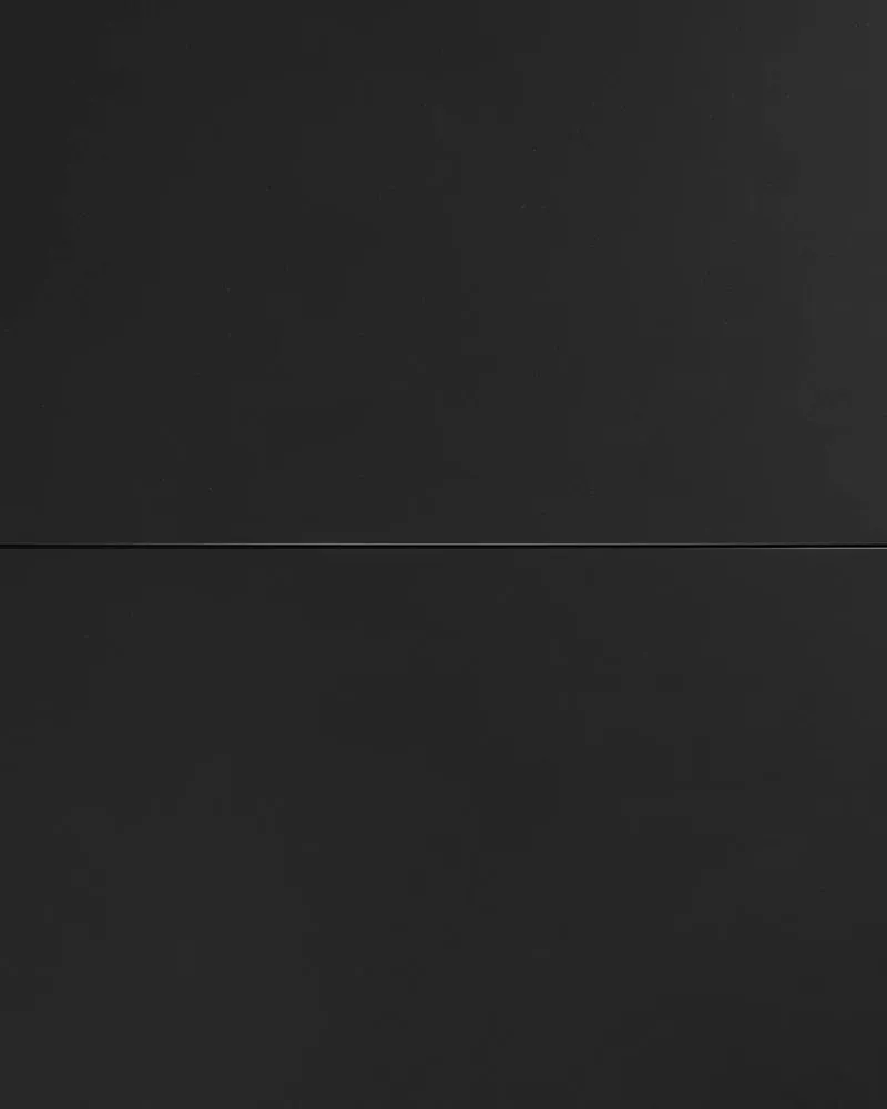 Theone extendable glass table with steel legs with black finish 160 (210) x 90 cm