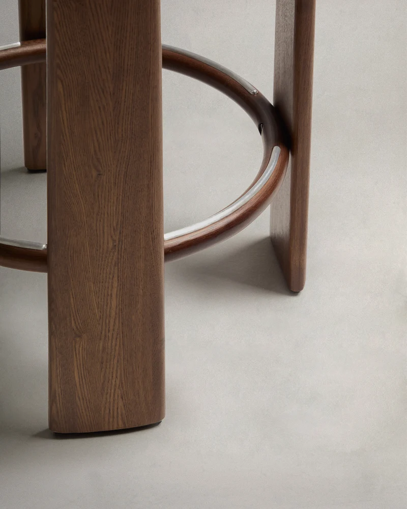 Granite stool in beige chenille and solid ash wood with walnut-coloured finish FSC 100% 65cm