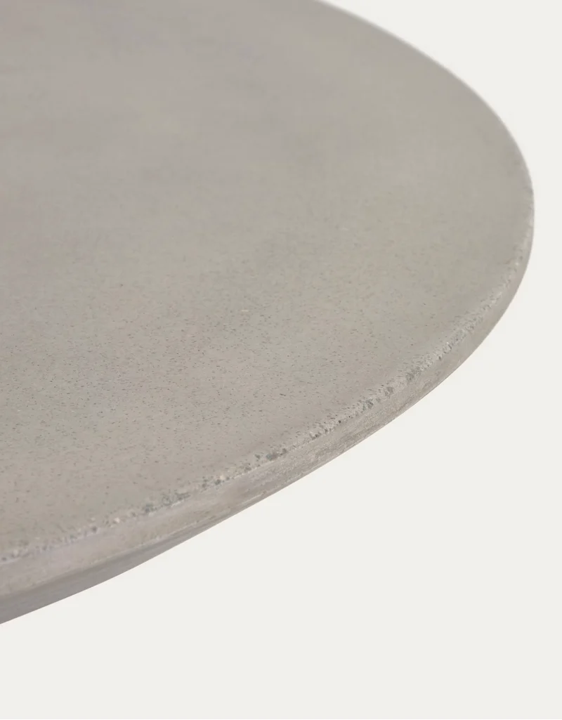 Itai Outdoor Table