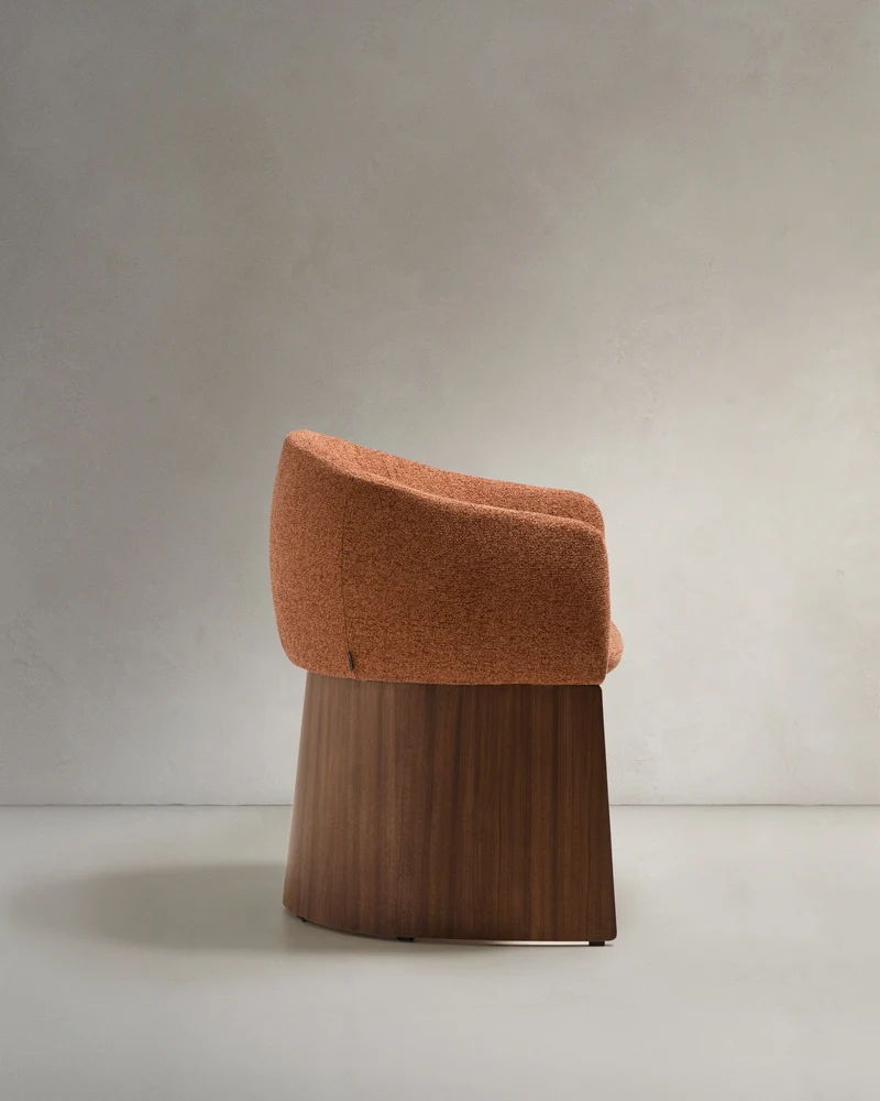 Bosca chair in terracotta chenille and walnut veneer FSC 100%