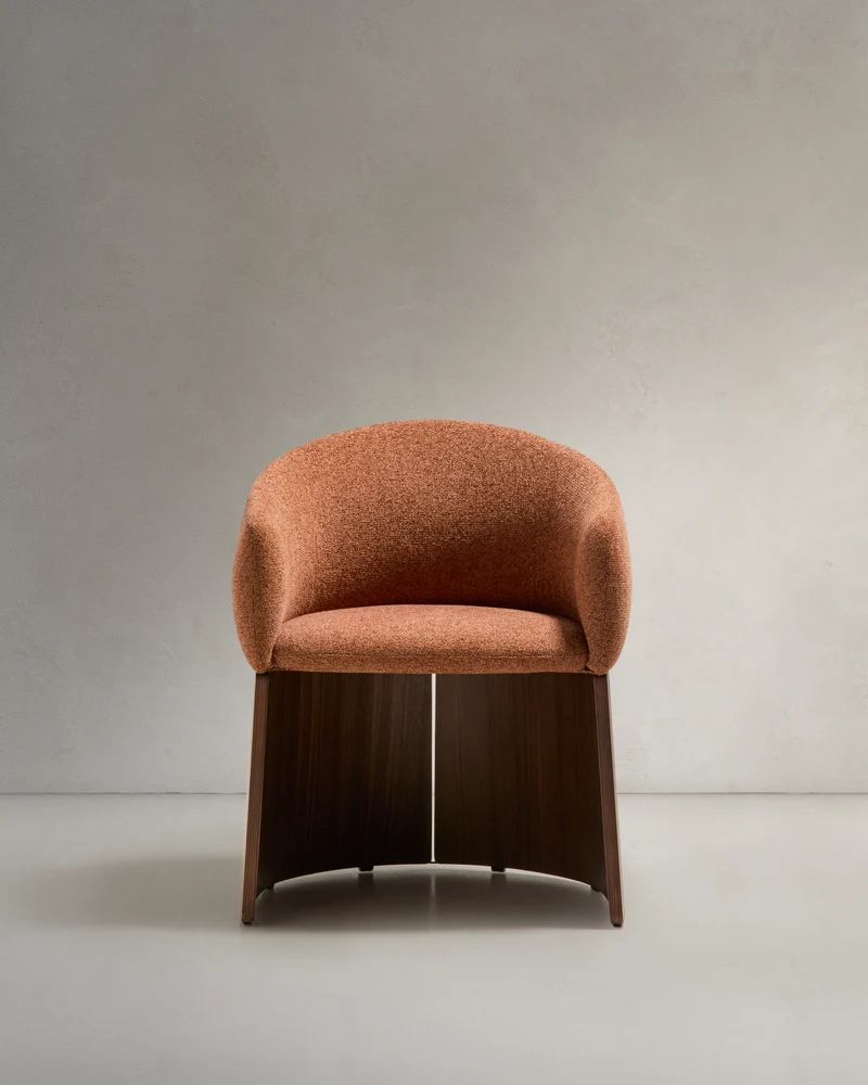 Bosca chair in terracotta chenille and walnut veneer FSC 100%