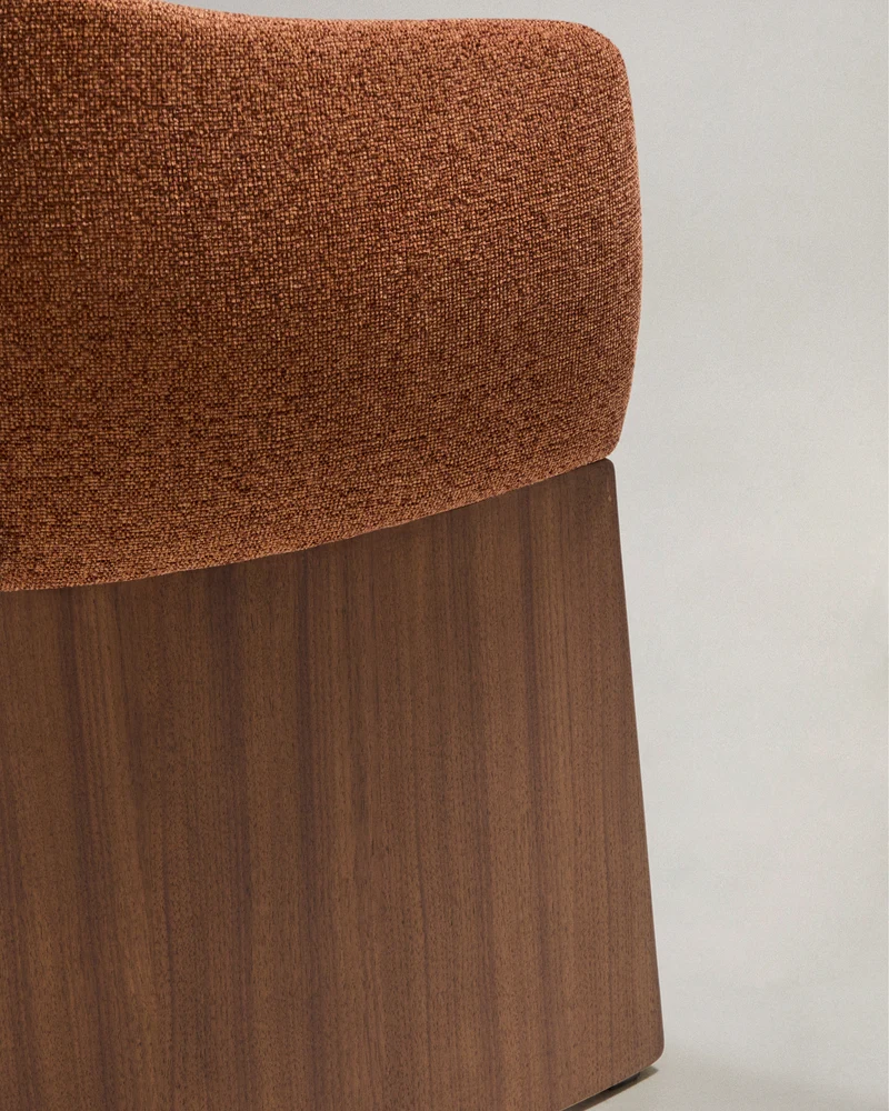 Bosca chair in terracotta chenille and walnut veneer FSC 100%