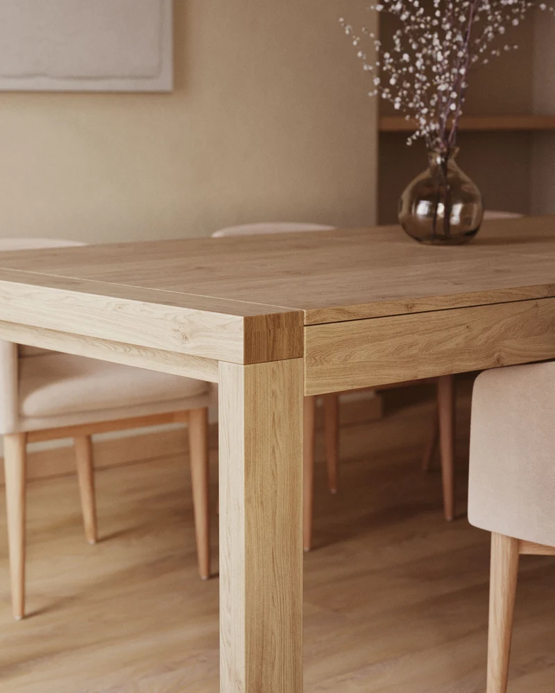 Briva extendable table with a natural oak wood finish, 200 (280) x 100 cm