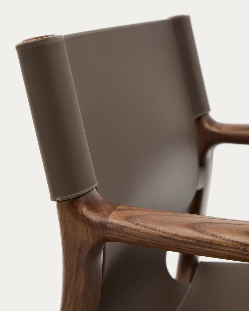 Jan chair made of dark brown recycled leather fibres and FSC 100% solid ash wood with walnut-coloured finish