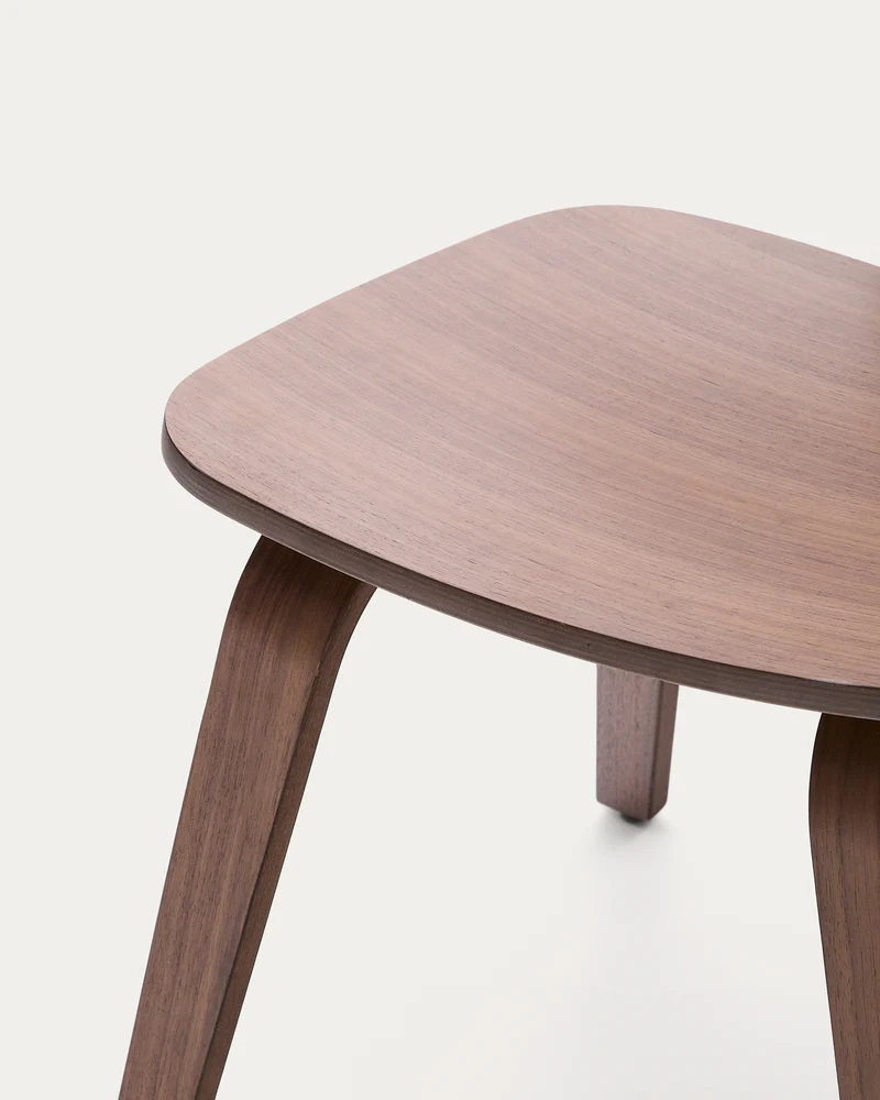 Gena chair in walnut veneer
