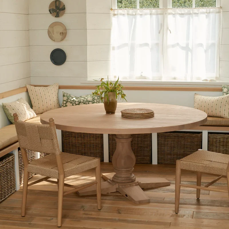 Balmoral Round Dining Table, Natural Oak