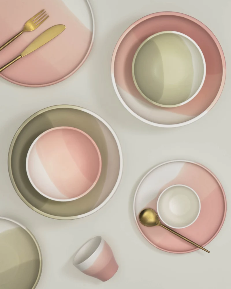 Sayuri large porcelain bowl in pink and white