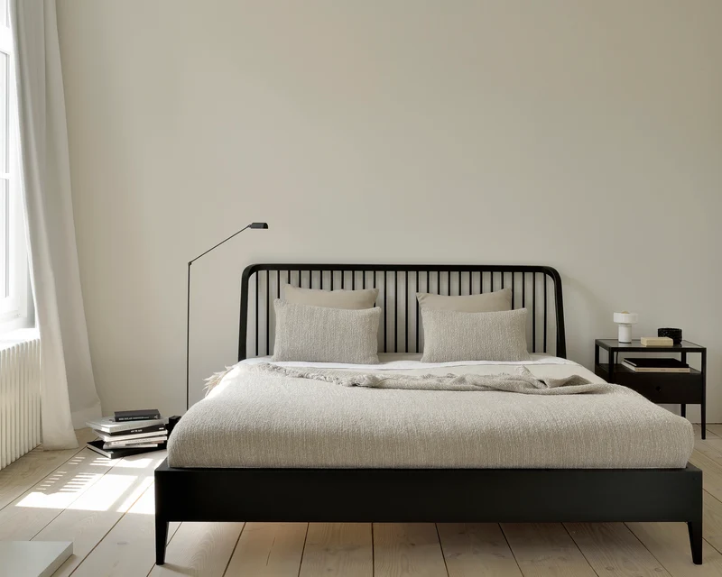 Spindle Bed Super King - Oak Black