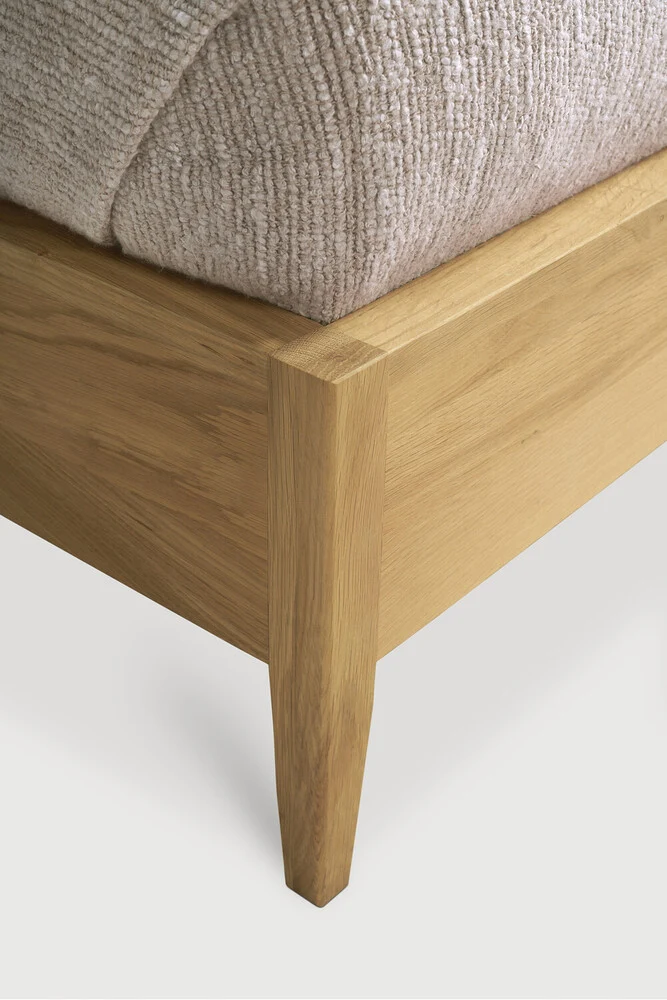 Spindle Bed Single - Oak