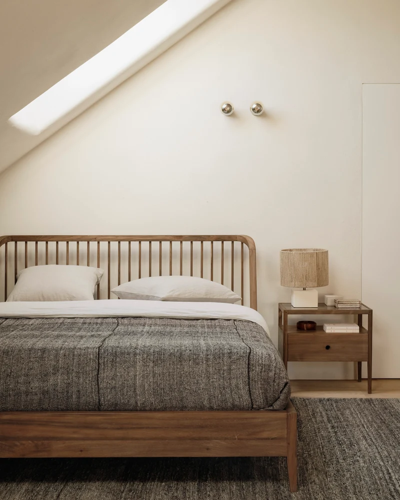Spindle Bed King - Reclaimed Teak