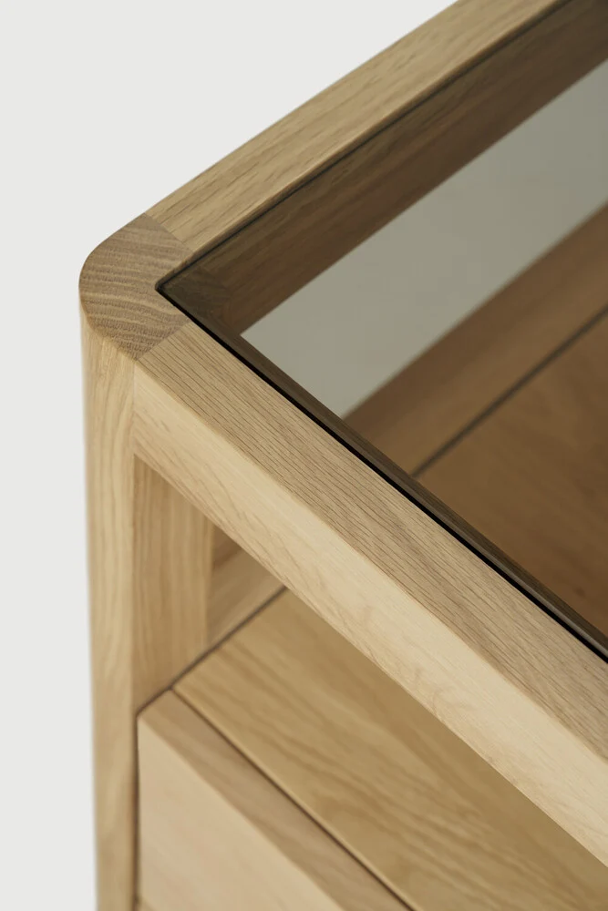 Spindle Dresser Oak
