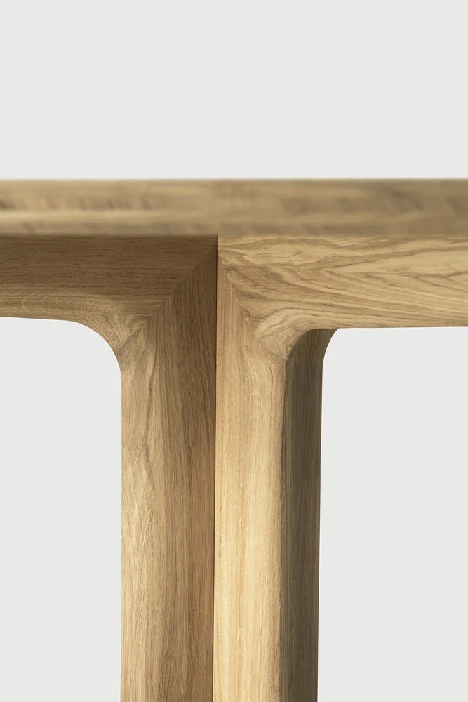 Corto Dining Table / Oak