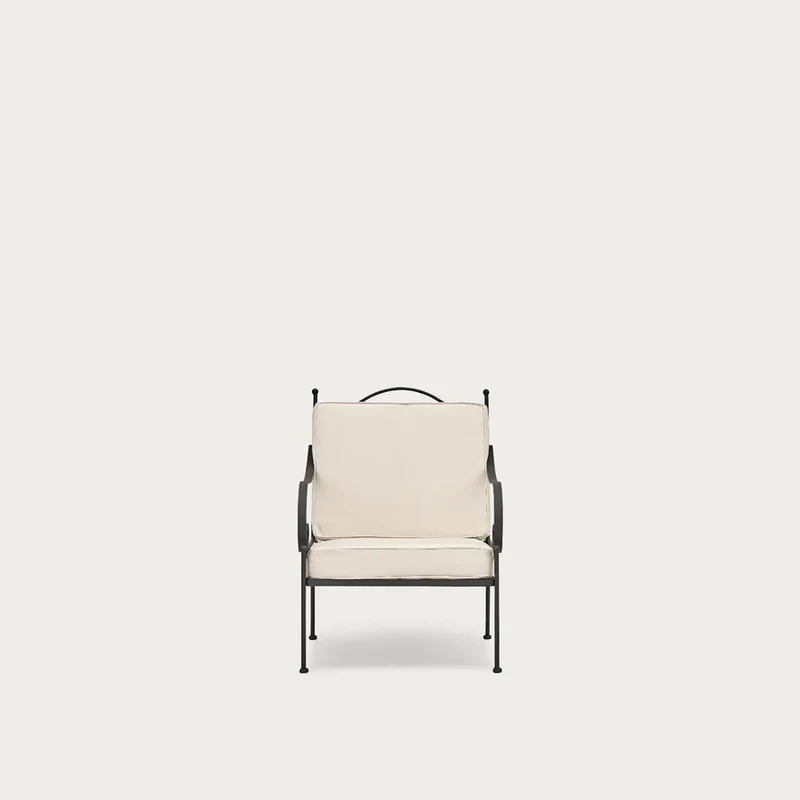 Cheltenham Armchair with Cushions
