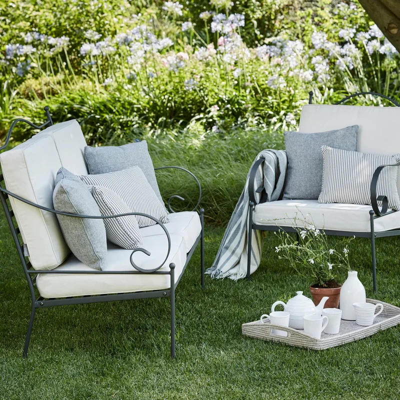Cheltenham 2 Seater Sofa with Cushions