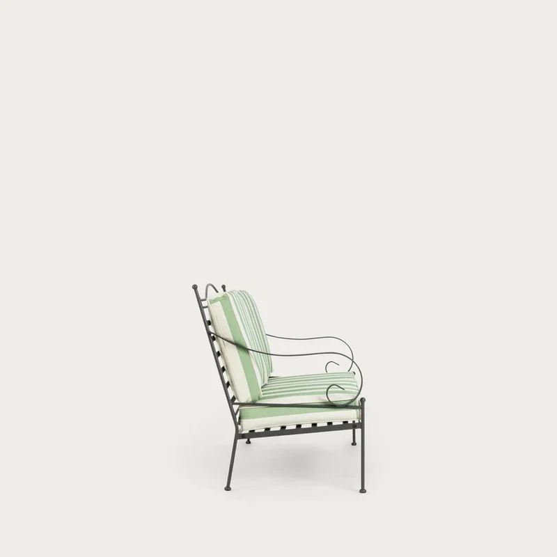 Cheltenham 2 Seater Sofa with Cushions