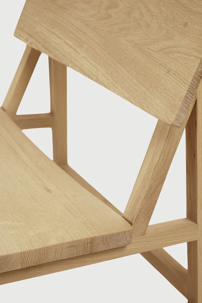 Oak N2 Lounge Chair