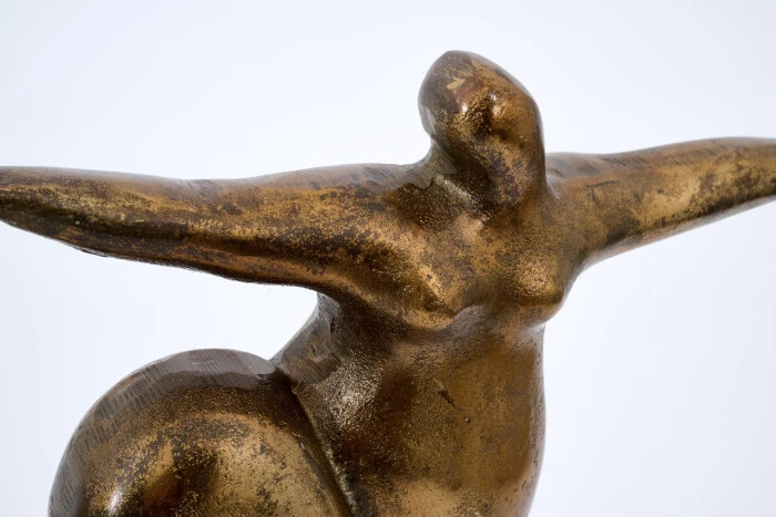Emmanuelle Statue II